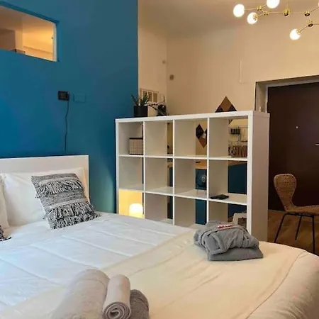 La Regina Delle Locazioni Ai Navigli Apartment *