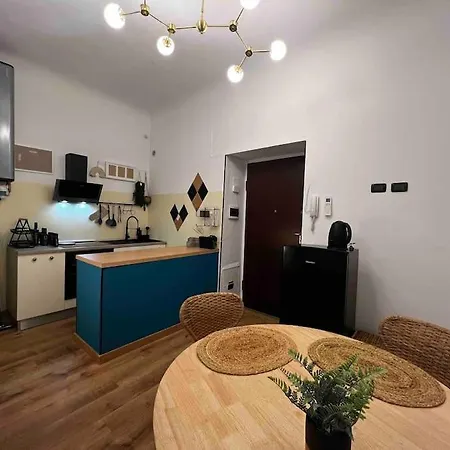 La Regina Delle Locazioni Ai Navigli Apartment *