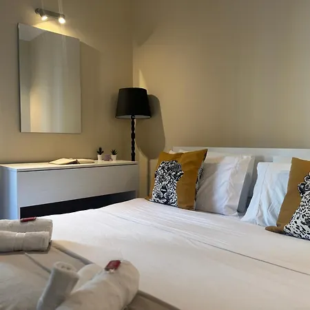 La Regina Delle Locazioni Ai Navigli Apartment